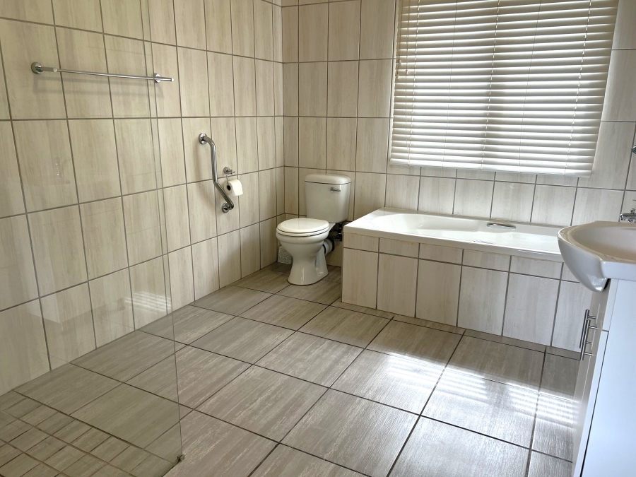 3 Bedroom Property for Sale in Knysna Heights Western Cape